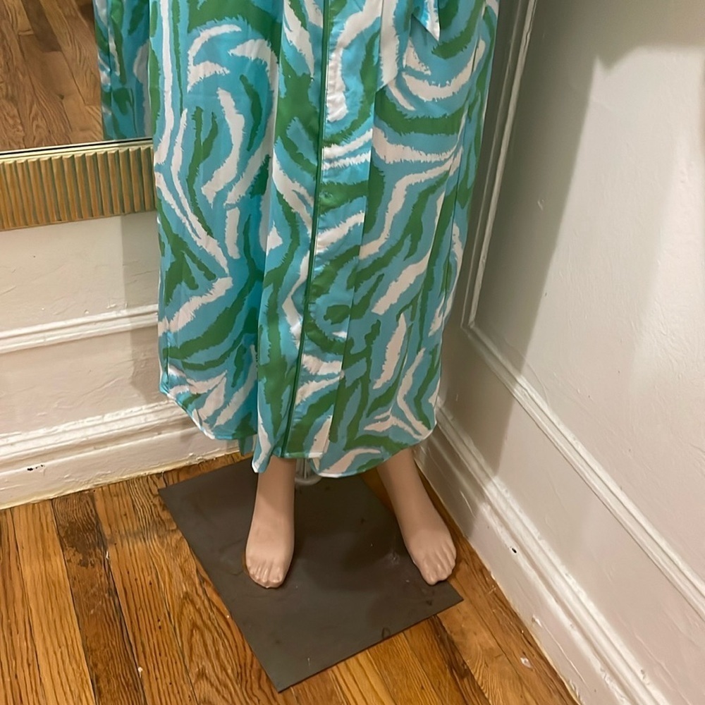 DVF target Diane Von Furstenberg Long satin disco zebra green Robe S - Picture 3 of 13